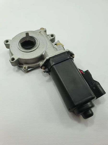 Мотор электростеклоподъемника  NEXIA "EuroEx" правый