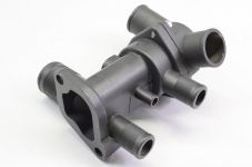 Термостат 21082 в сборе (6 патрубков) ВАЗ 2108-21099, 2113-2115, 2110-2112, 2170-2172 (инжектор) "HORT"