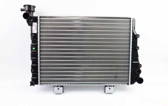 Радиатор охлаждения двигателя 21073 "Flagmus"