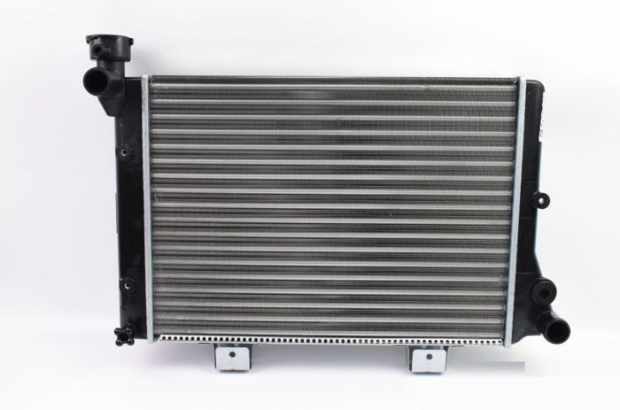 Радиатор охлаждения двигателя "Flagmus"