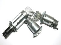 Замок багажника 2105 с личинками хром АВТОВАЗ Замок багажника 2105 с личинками хром АВТОВАЗ